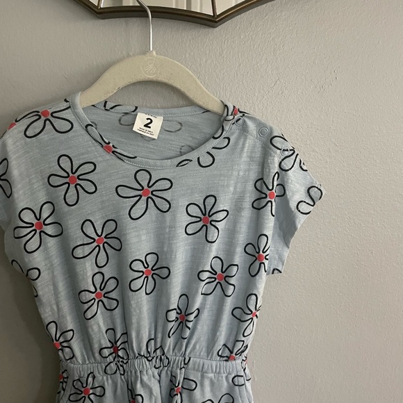 Stem by Nordstrom Toddler Girls Size 2 Blue Daisy Floral Print Romper - Picture 4 of 10